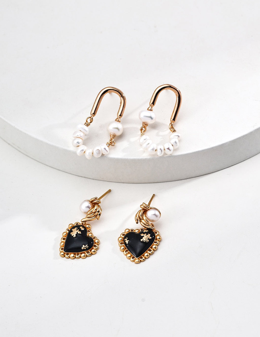 THE FLYING HEART EARRINGS (E-00003)