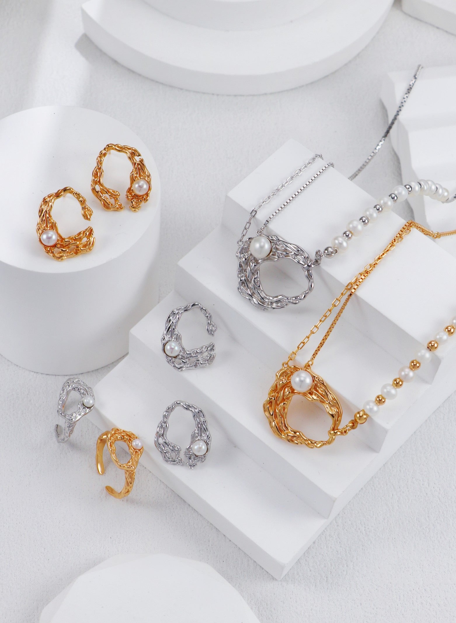 THE FLOW EARRINGS (E-00009)