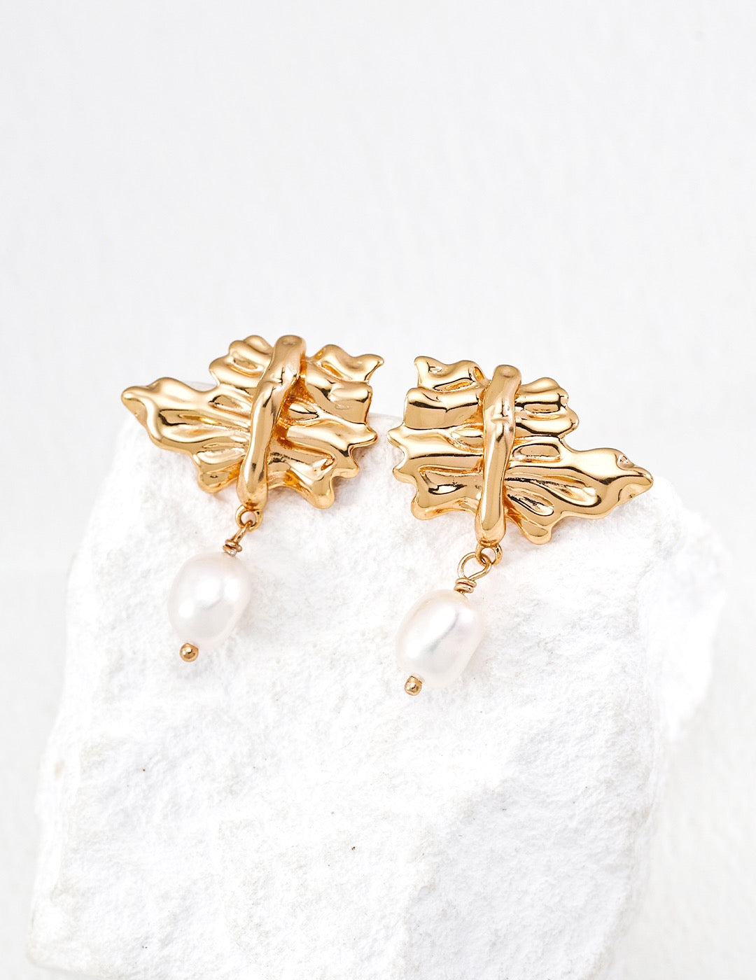 THE MAPLE EARRINGS