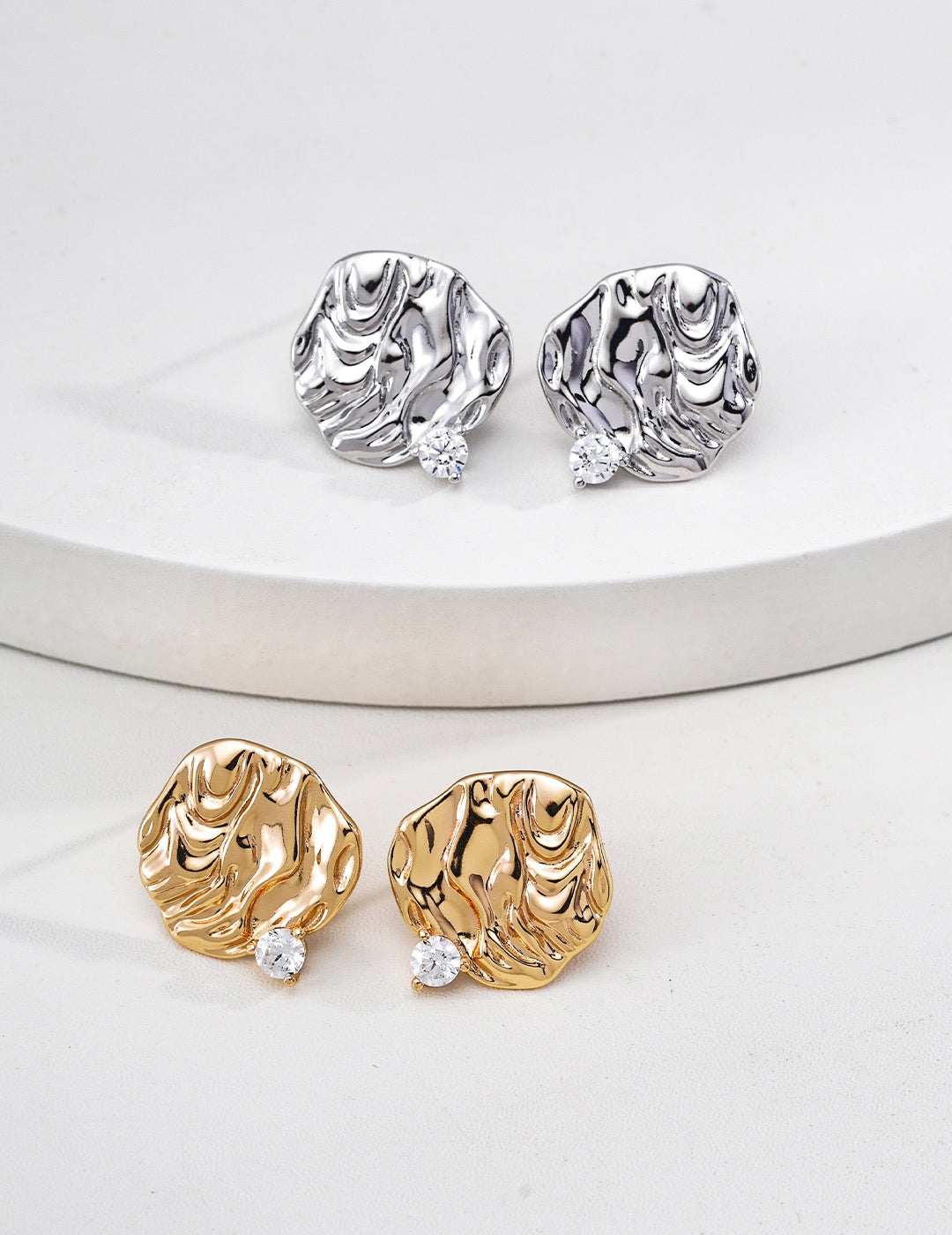 ROUND WAVE PLATE EARRINGS