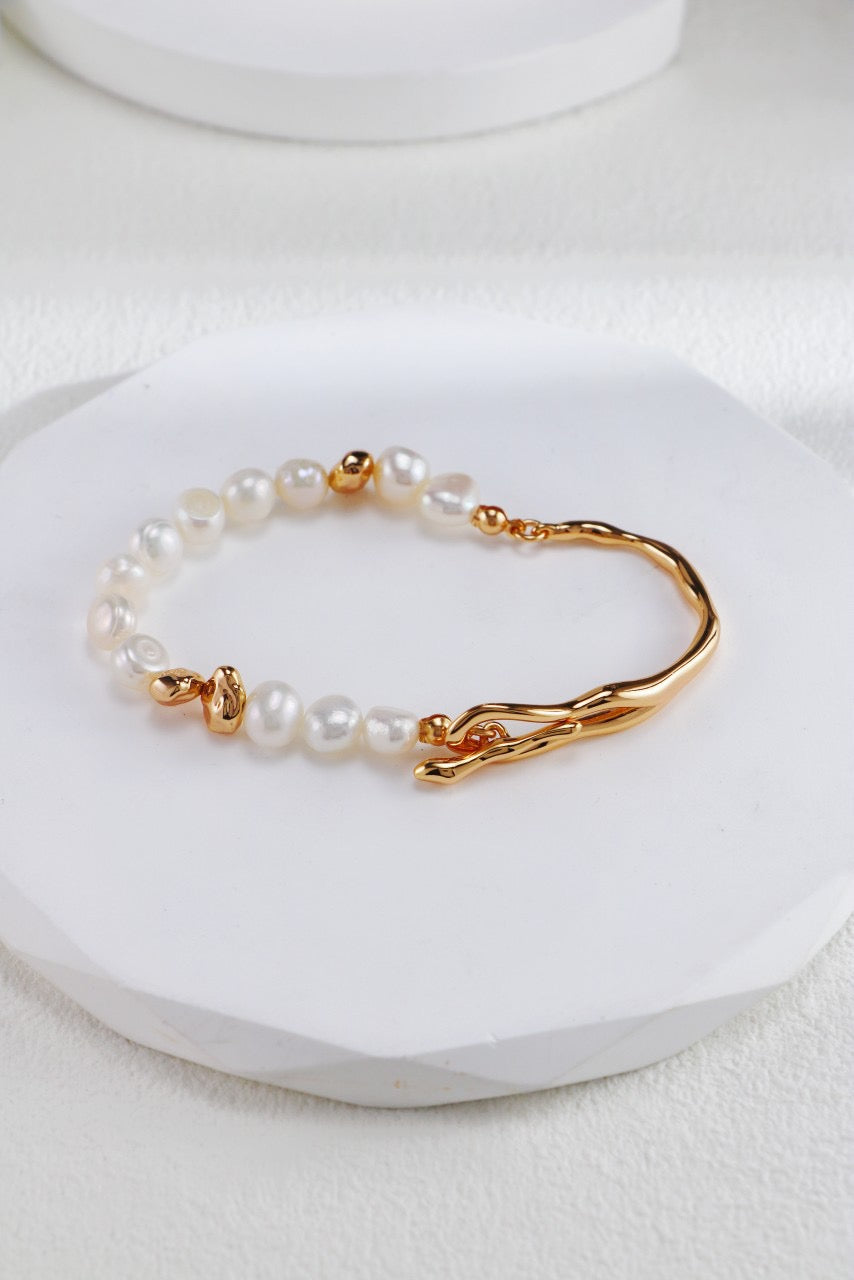 HALF & HALF PETALS CUFF