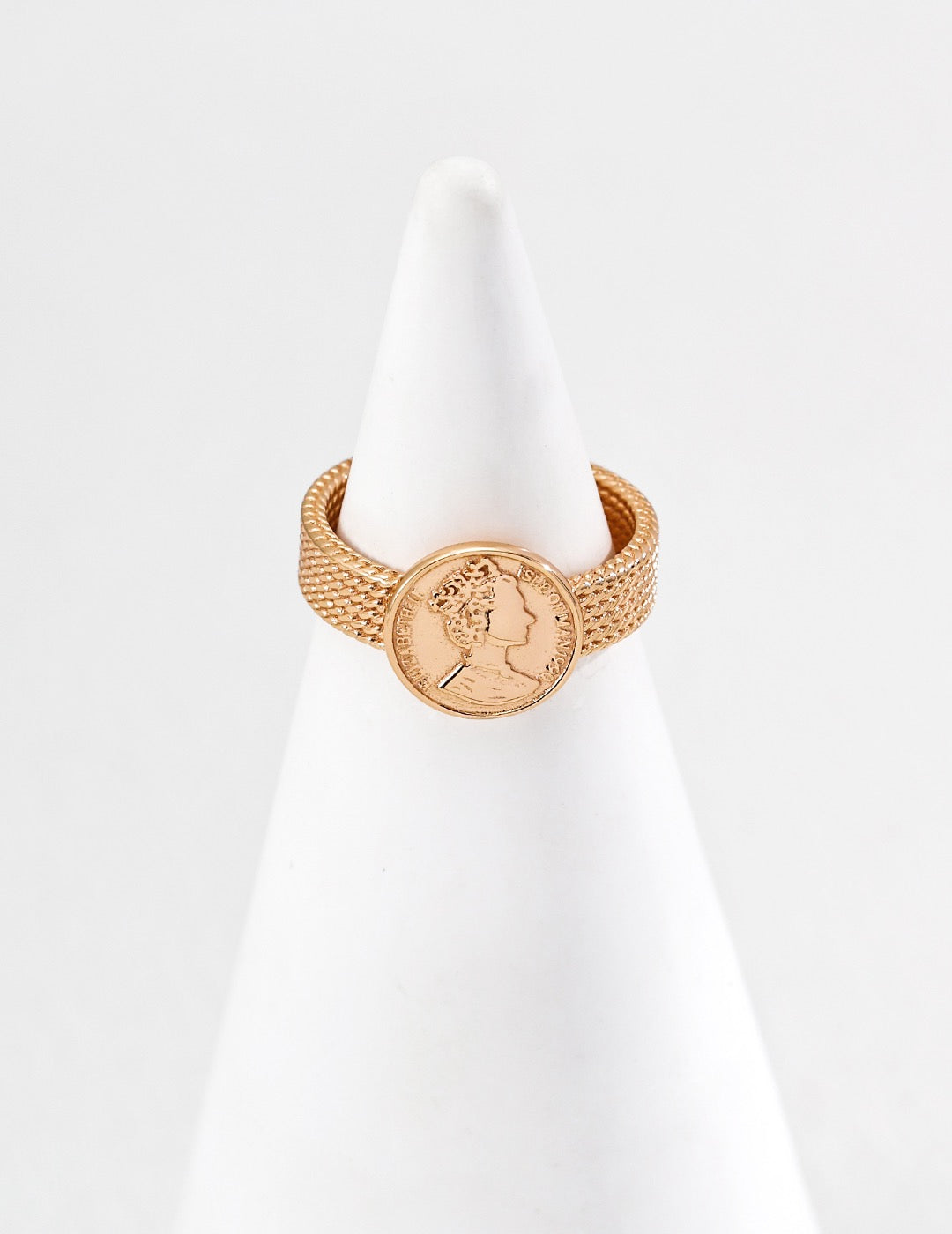 THE QUEEN'S WEAVE RING (R-00008)
