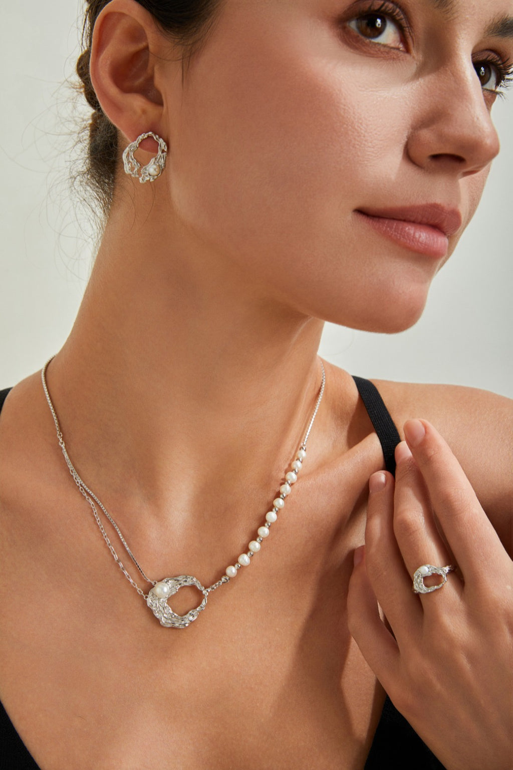 THE FLOW NECKLACE (N-00014)