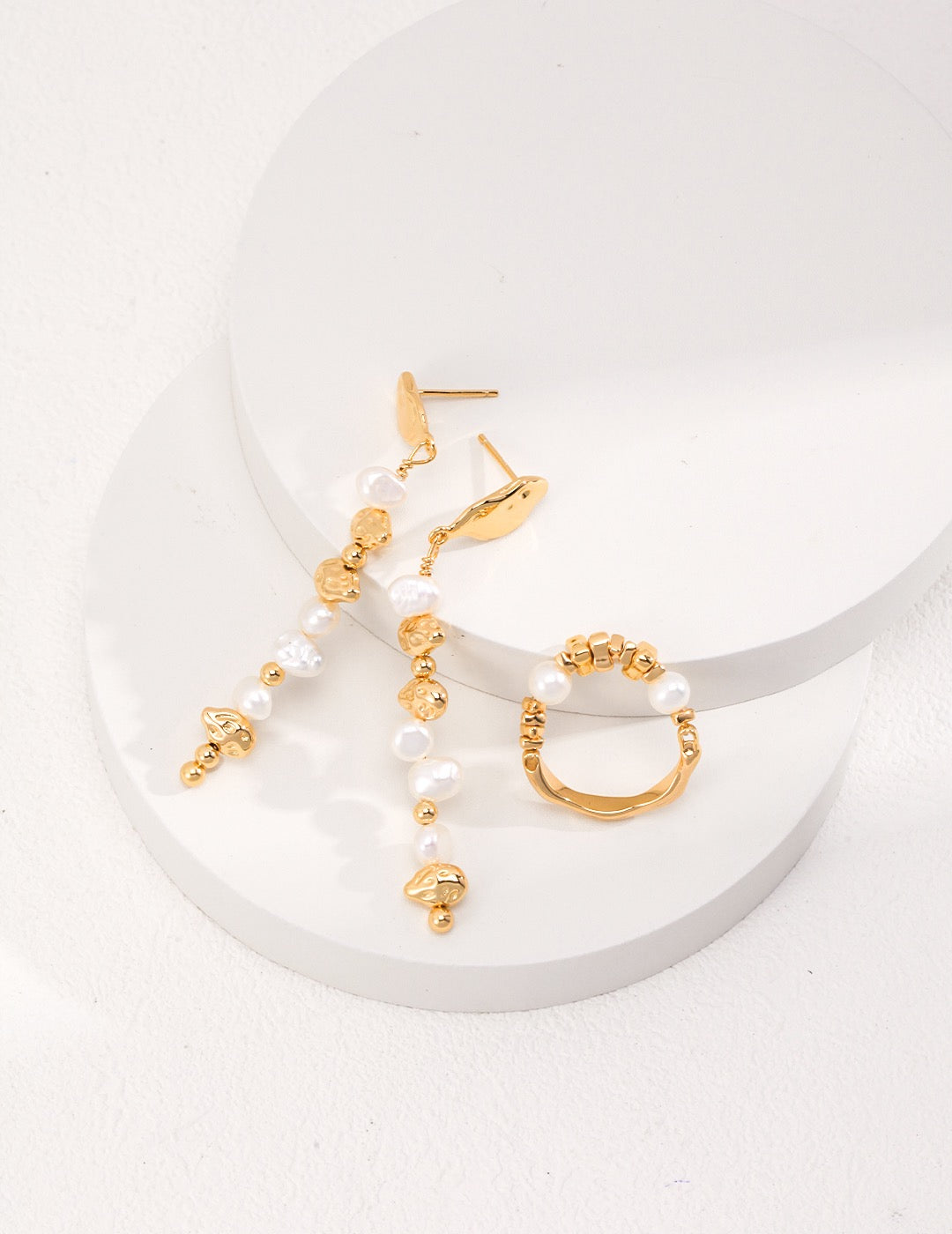 TINY SILVER BEADS RING (R-00012)