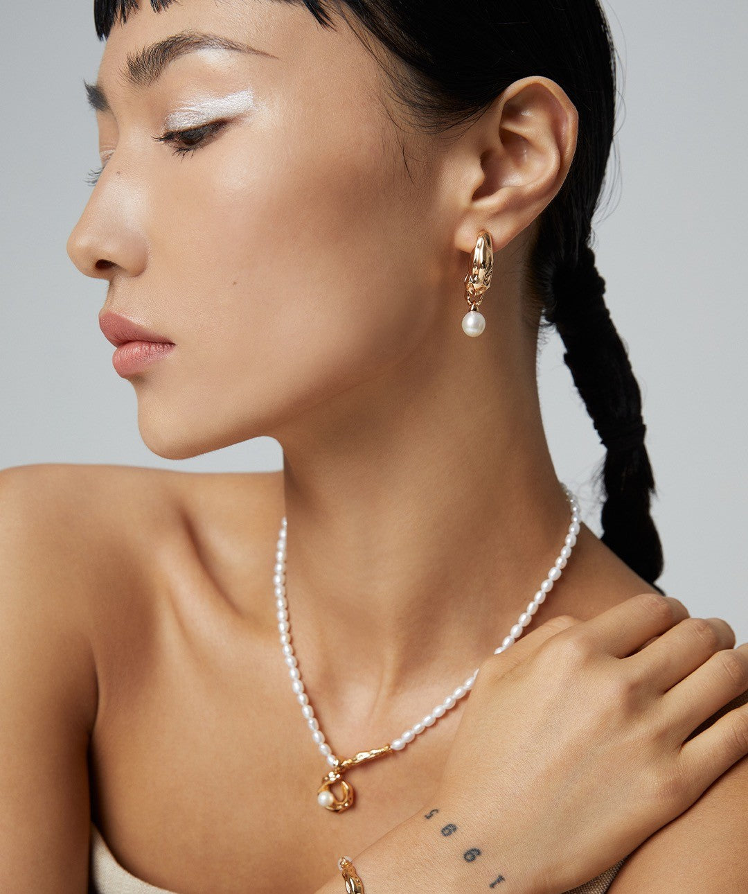 THE SILK SCARF NECKLACE