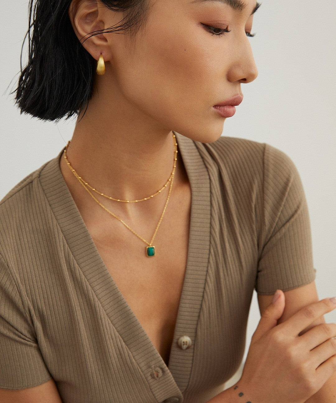 THE PETIT POINT NECKLACE