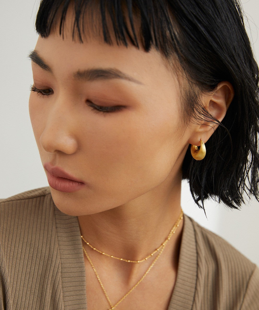 THE PETIT POINT NECKLACE